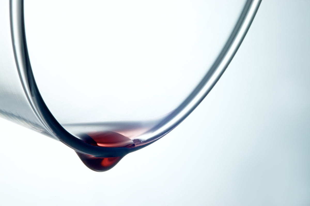 acrylic-print-drop-of-wine