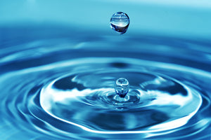 framedcanvas-print-the-water-drops