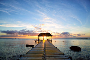 framedposter-print-romance-in-mauritius