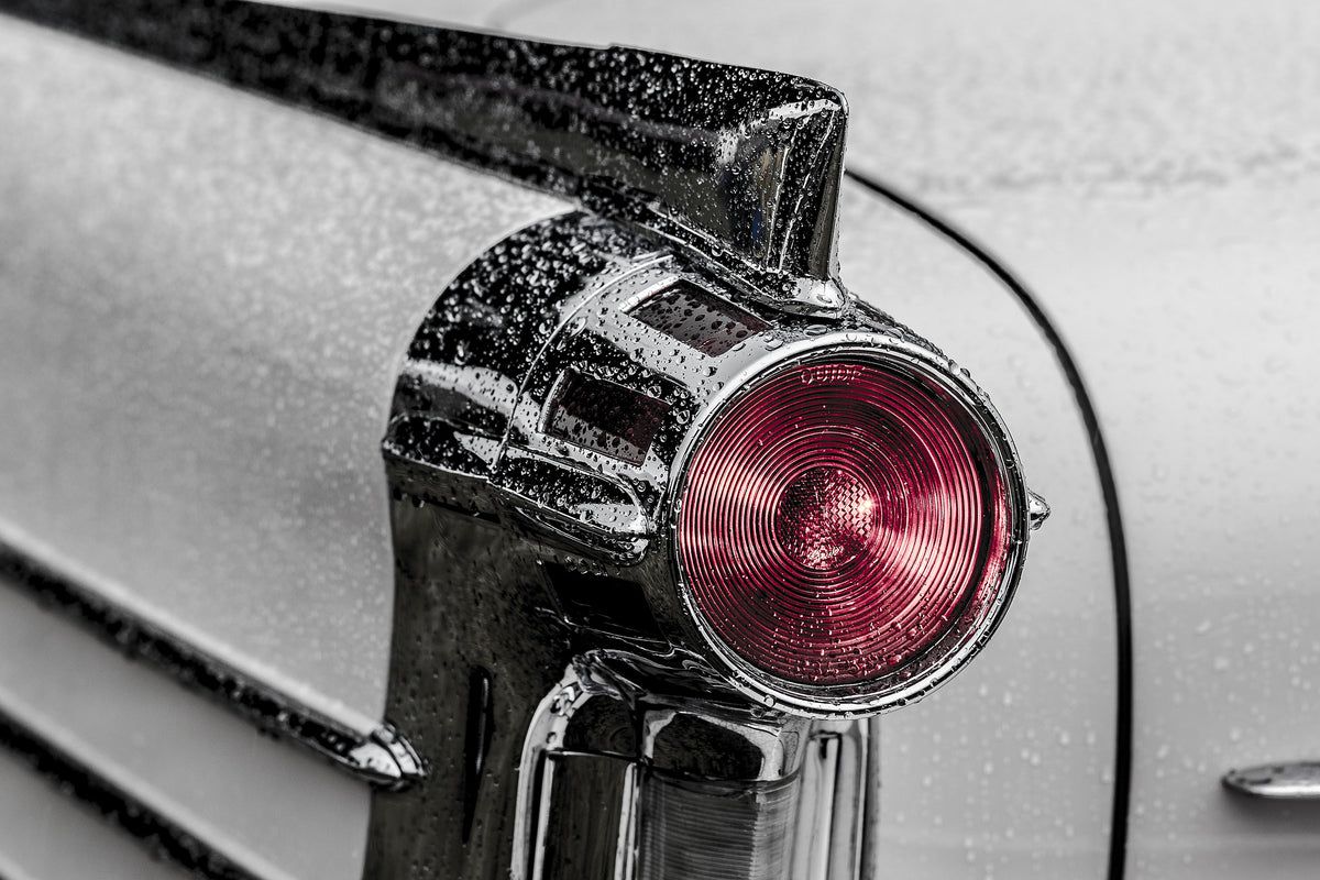 canvas-print-oldtimer-tail-light