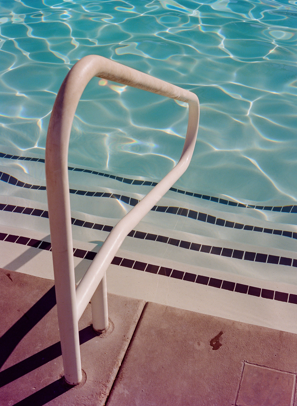 framedposter-print-palm-springs-pool-day-2