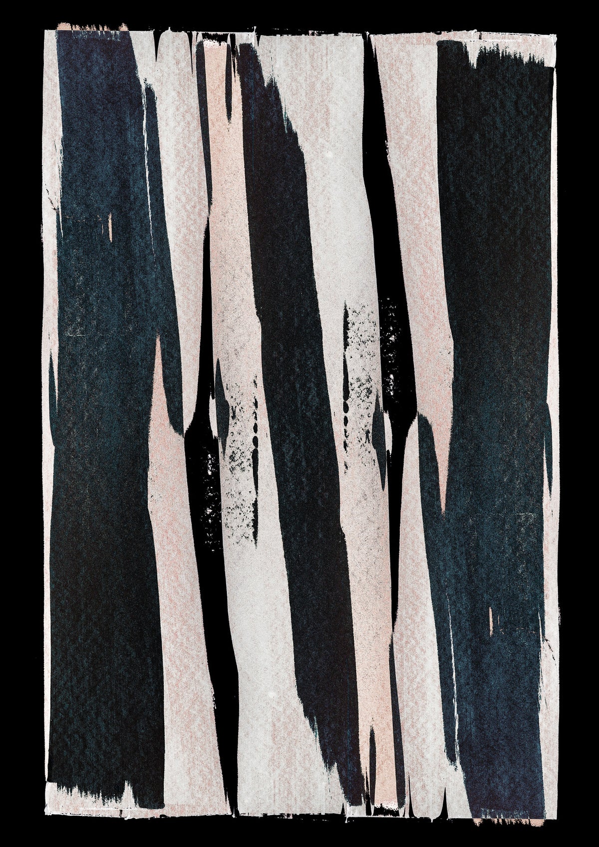 canvas-print-vertical-black-and-white-stripes
