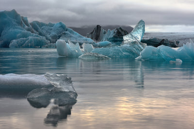 poster-print-ice-grave