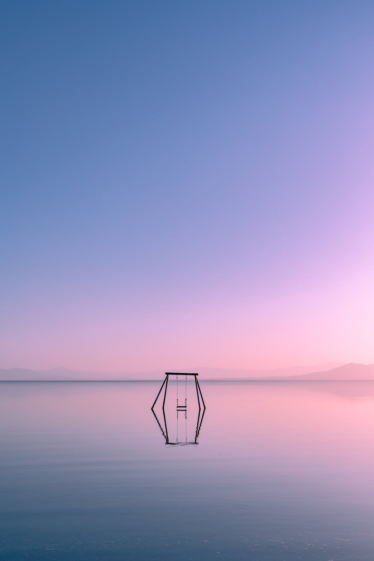 canvas-print-bombay-beach-swing