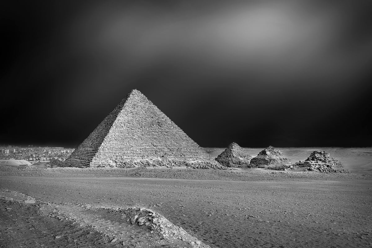 canvas-print-pyramids-x