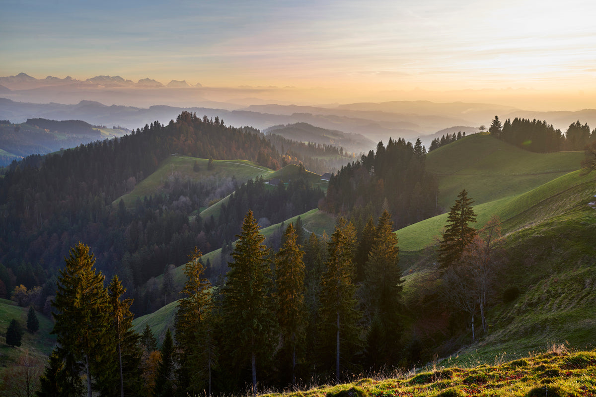 modern-3-piece-canvas-print-evening-atmosphere-on-the-luederenalp