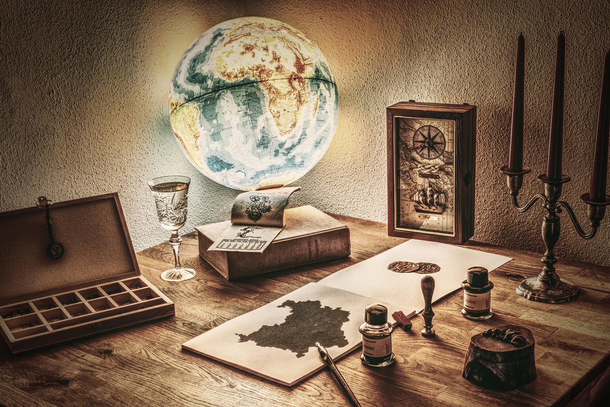 3-piece-canvas-print-antique-desk