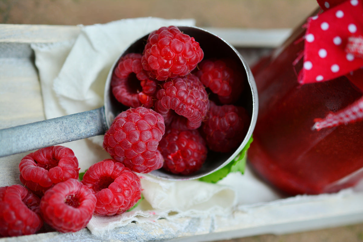 3-piece-aluminium-print-fresh-raspberries