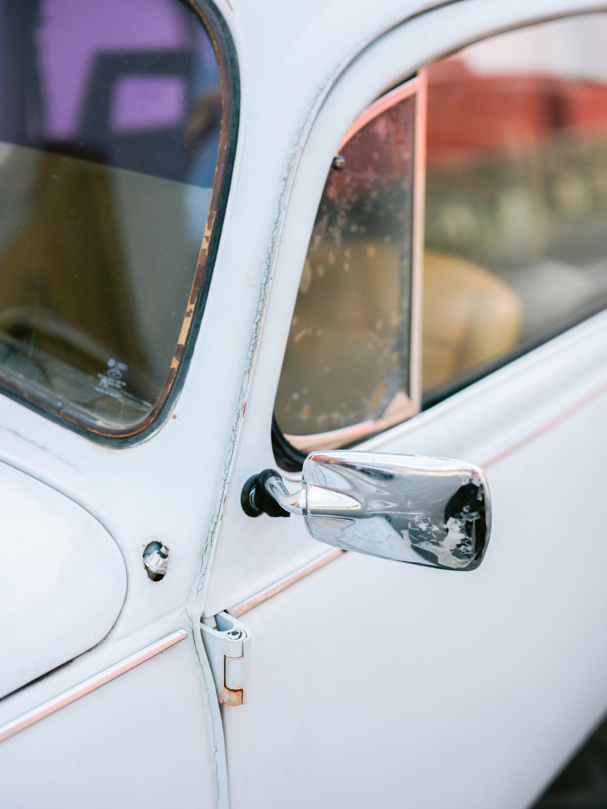 framedcanvas-print-pastel-volskwagen-beetle-in-the-streets-of-oaxaca-mexico-4