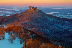 framedcanvas-print-hohenzollern-in-winter-mood