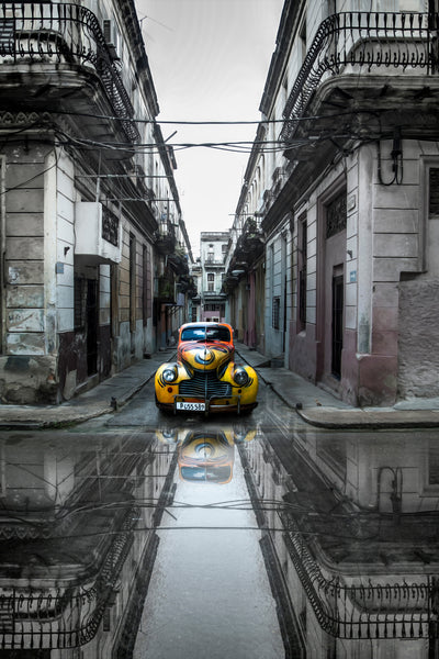 poster-print-classic-old-car-in-havana-cuba