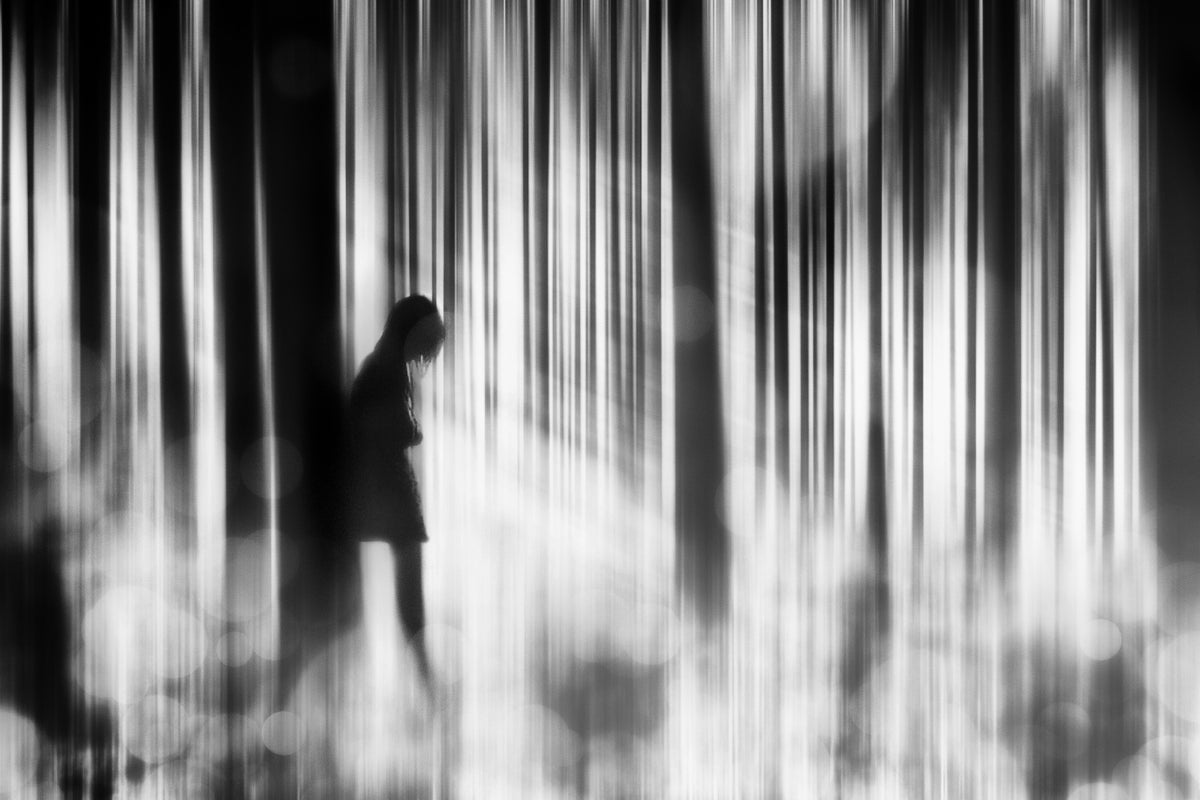 aluminium-print-caught-in-the-sorrow