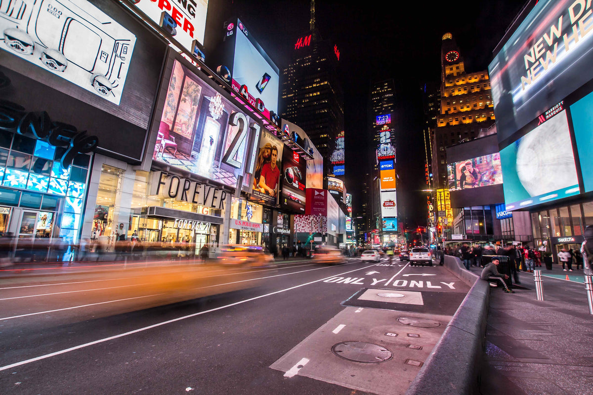 3-piece-canvas-print-times-square-at-night