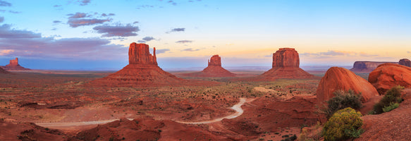 panoramic-3-piece-canvas-print-the-west-in-red-and-gold
