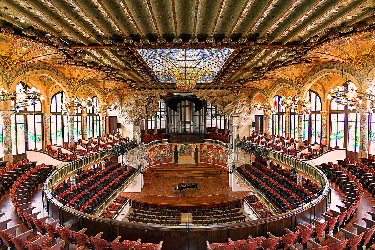 canvas-print-inside-the-palau