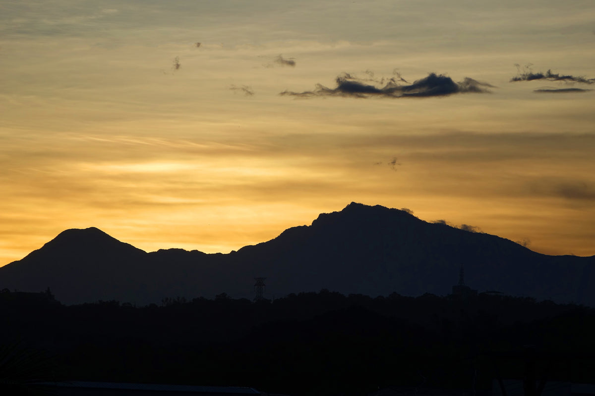 3-piece-acrylic-print-the-sunrise-in-the-mountains
