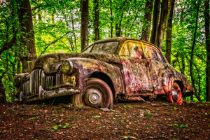 3-piece-canvas-print-abandoned-classic-car