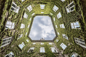 aluminium-print-vienna-courtyard-x