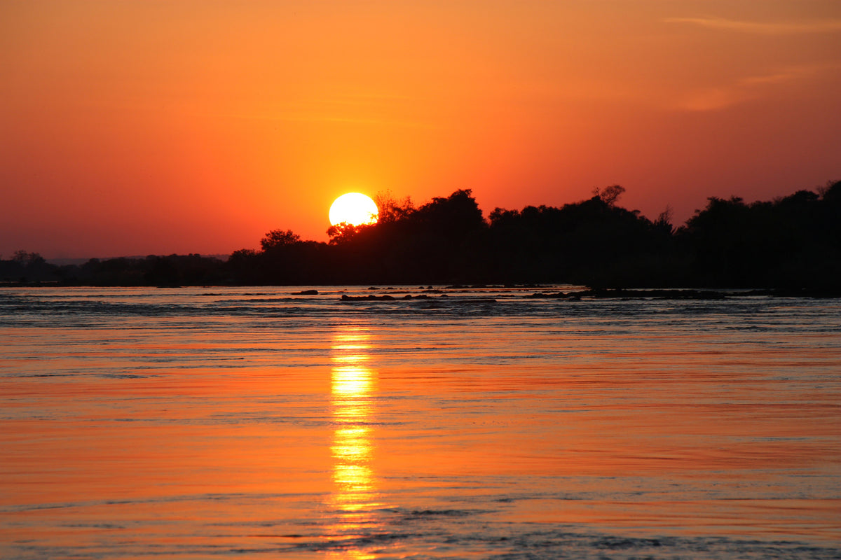 framedcanvas-print-the-glowing-sunset
