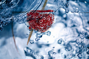 framedcanvas-print-raspberry-in-the-water
