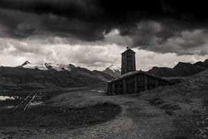 framedposter-print-black-and-white-photography