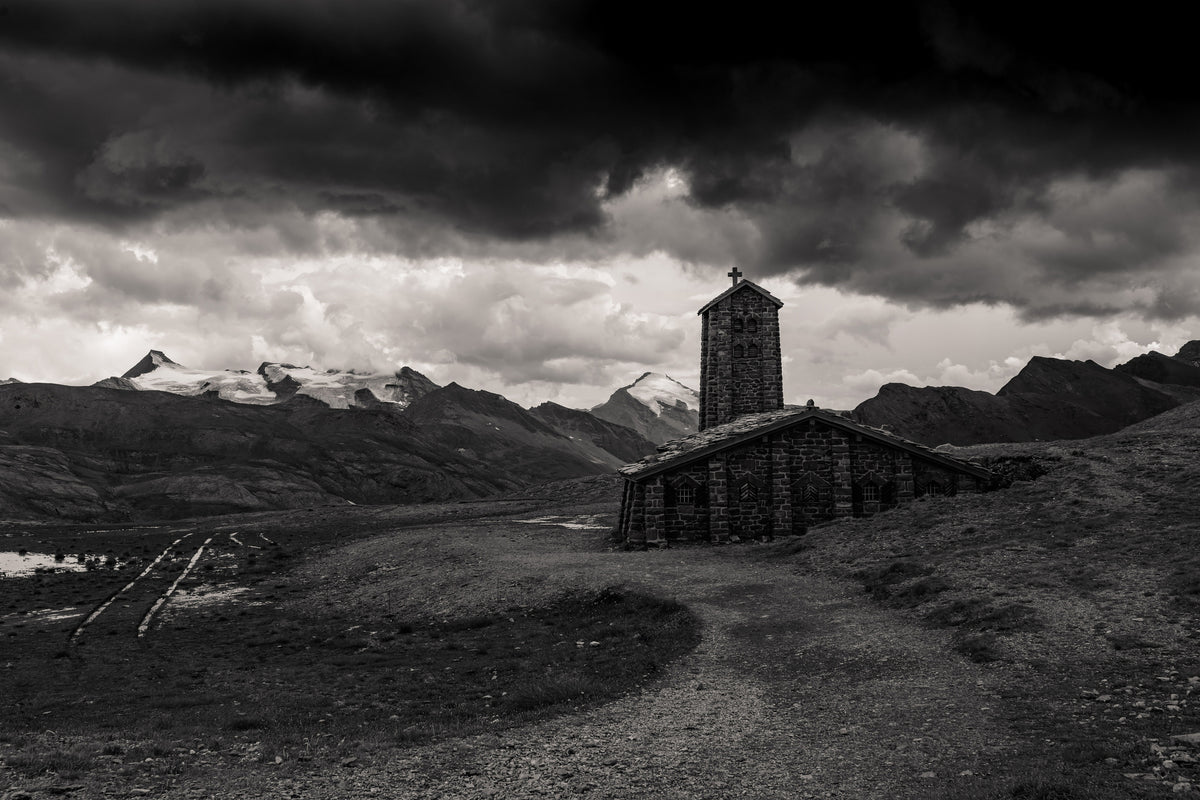 framedposter-print-black-and-white-photography