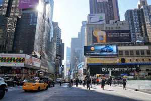 3-piece-canvas-print-shopping-in-new-york