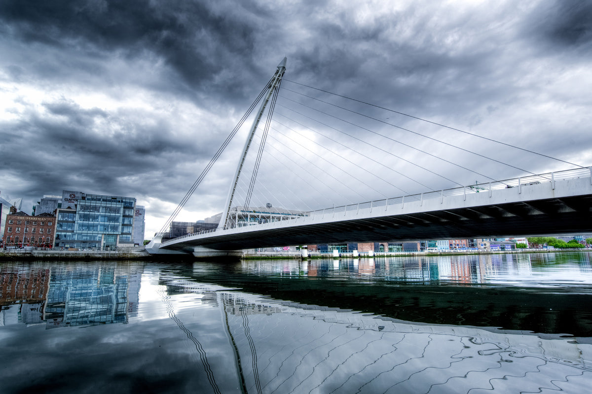 canvas-print-samuel-beckett-bridge-with-clouds