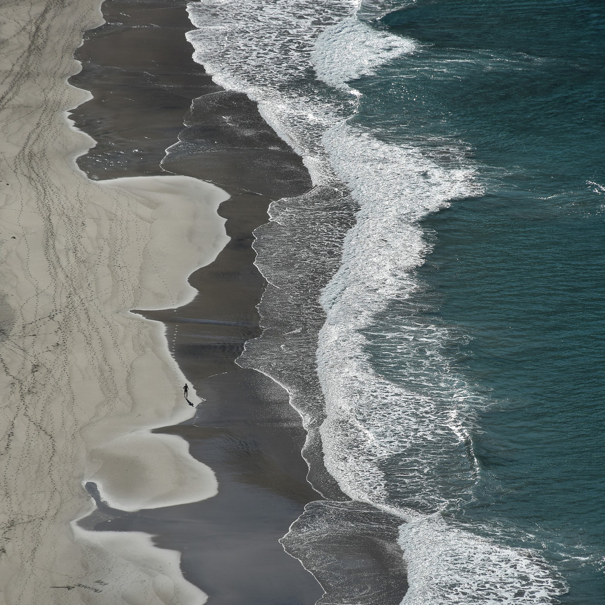 4-piece-canvas-print-running-waves-2
