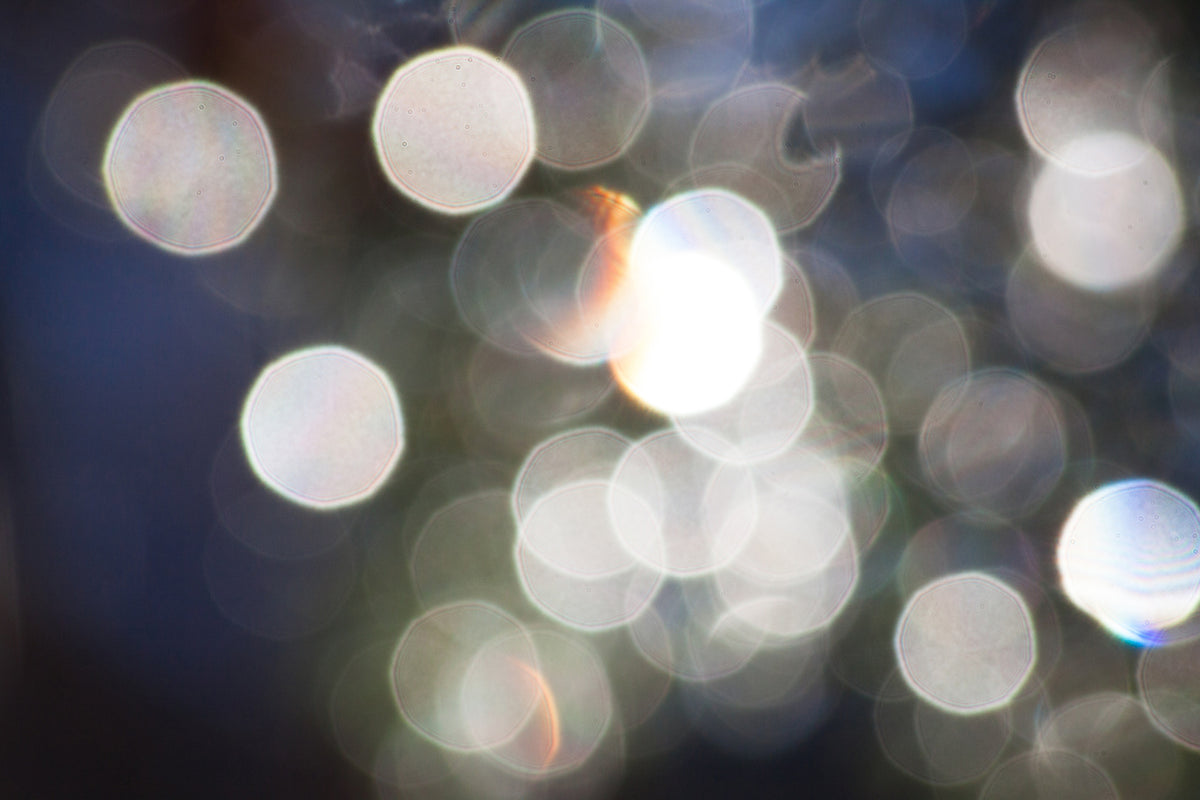 modern-3-piece-acrylic-print-abstract-light-dots