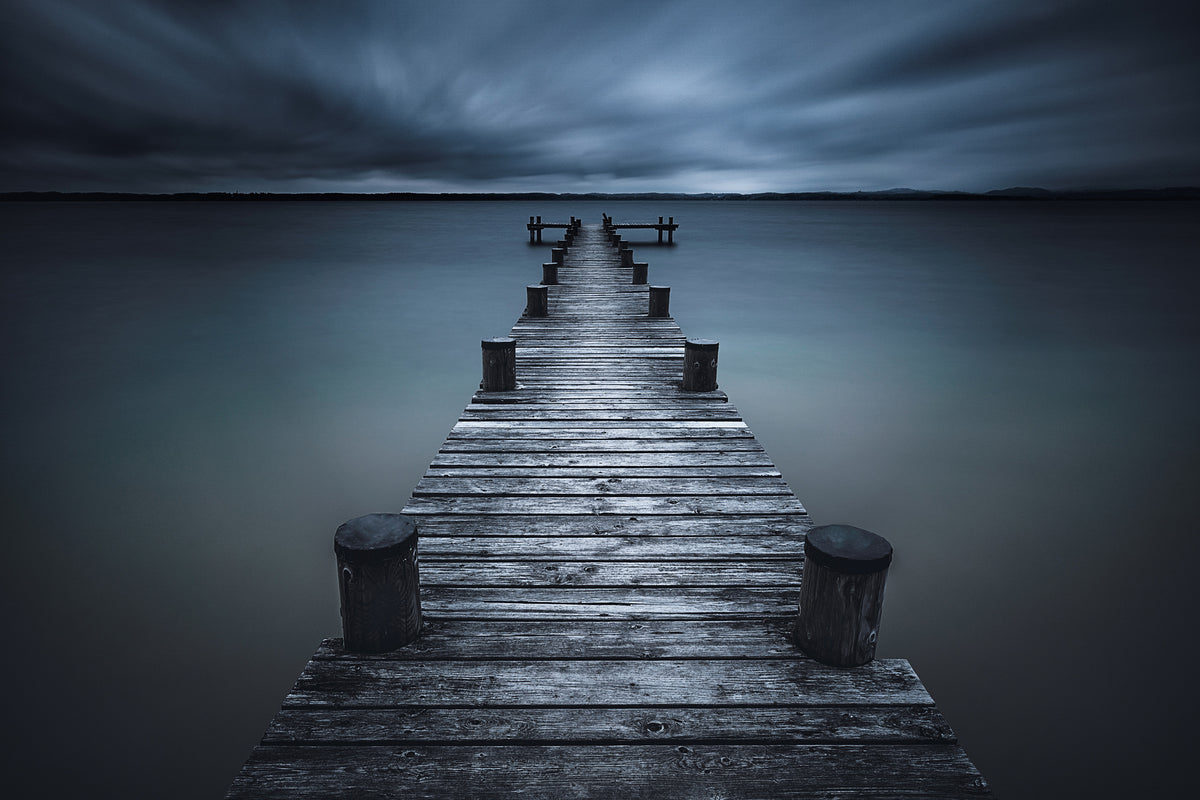 acrylic-print-dark-xgu