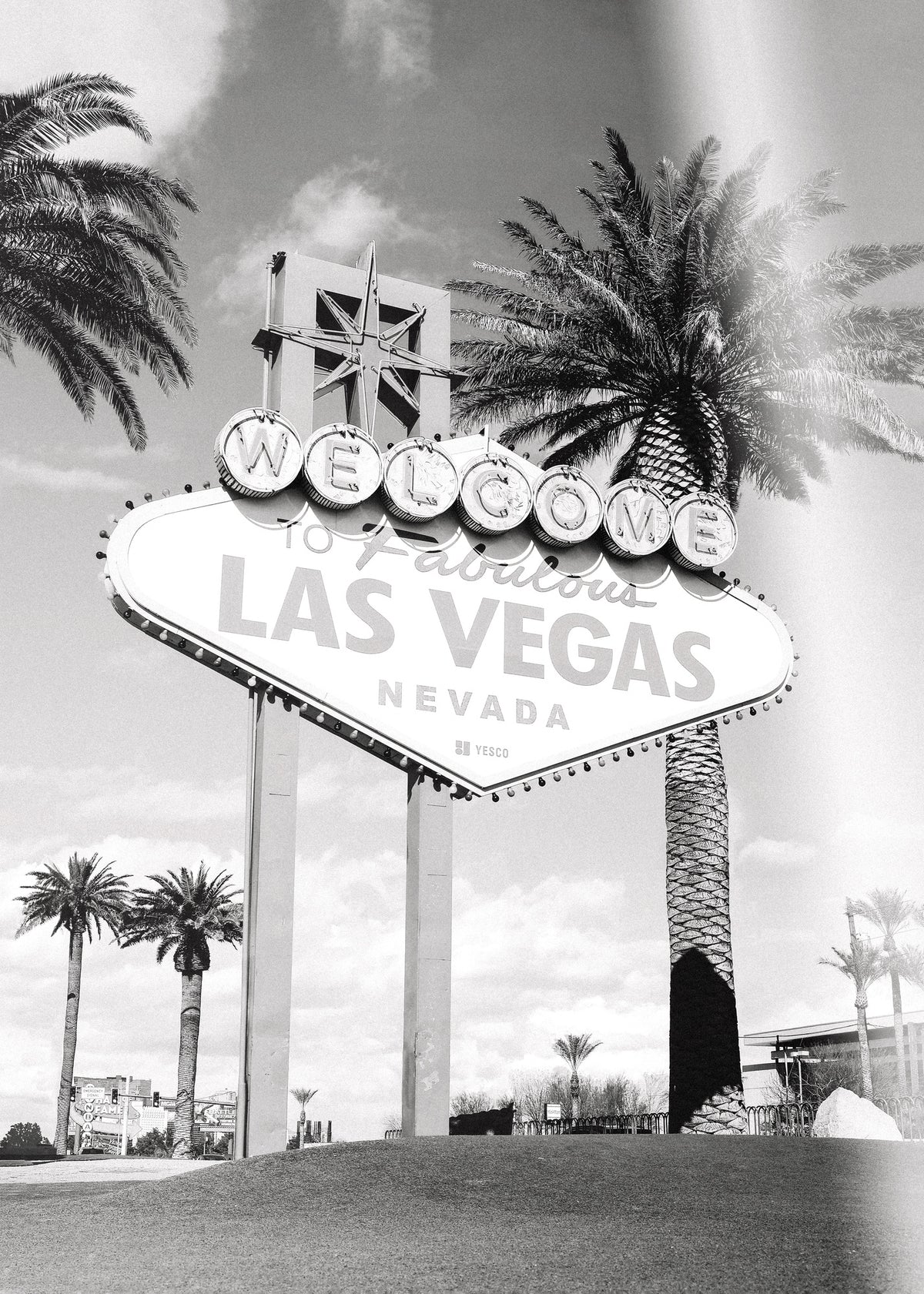 framedcanvas-print-las-vegas-sign-bw