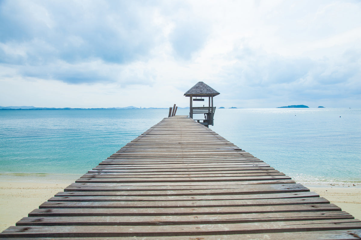 3-piece-canvas-print-ocean-footbridge