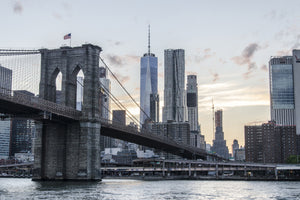 aluminium-print-the-brooklyn-bridge-in-the-evening