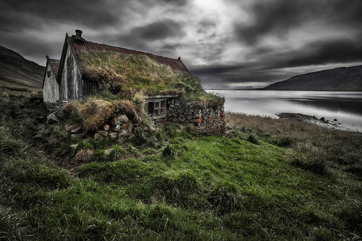 framedcanvas-print-turf-and-stones-x