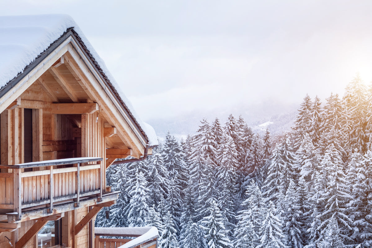 modern-3-piece-canvas-print-chalet-house-in-the-mountains-in-winter