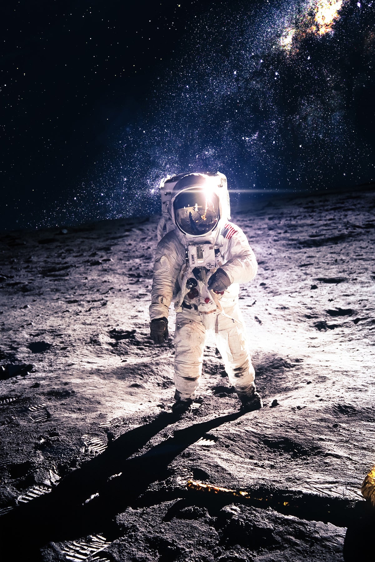 framedcanvas-print-the-astronaut