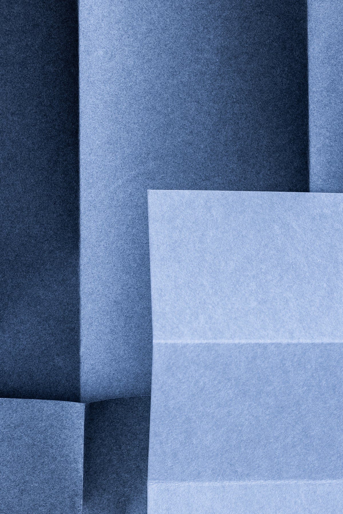 canvas-print-papers-and-shadows-5-018a8082