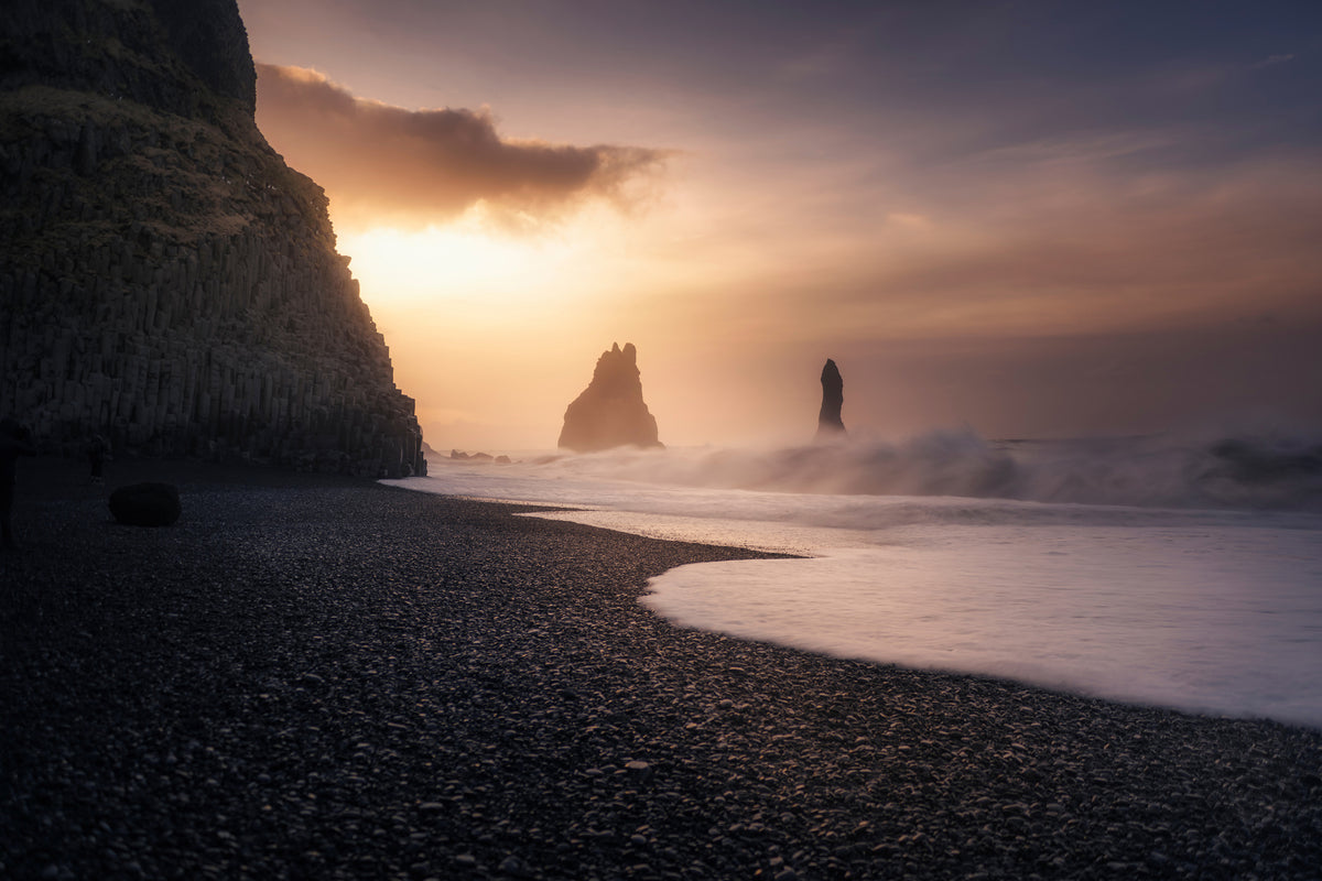 framedcanvas-print-reynisfjara-sunrise