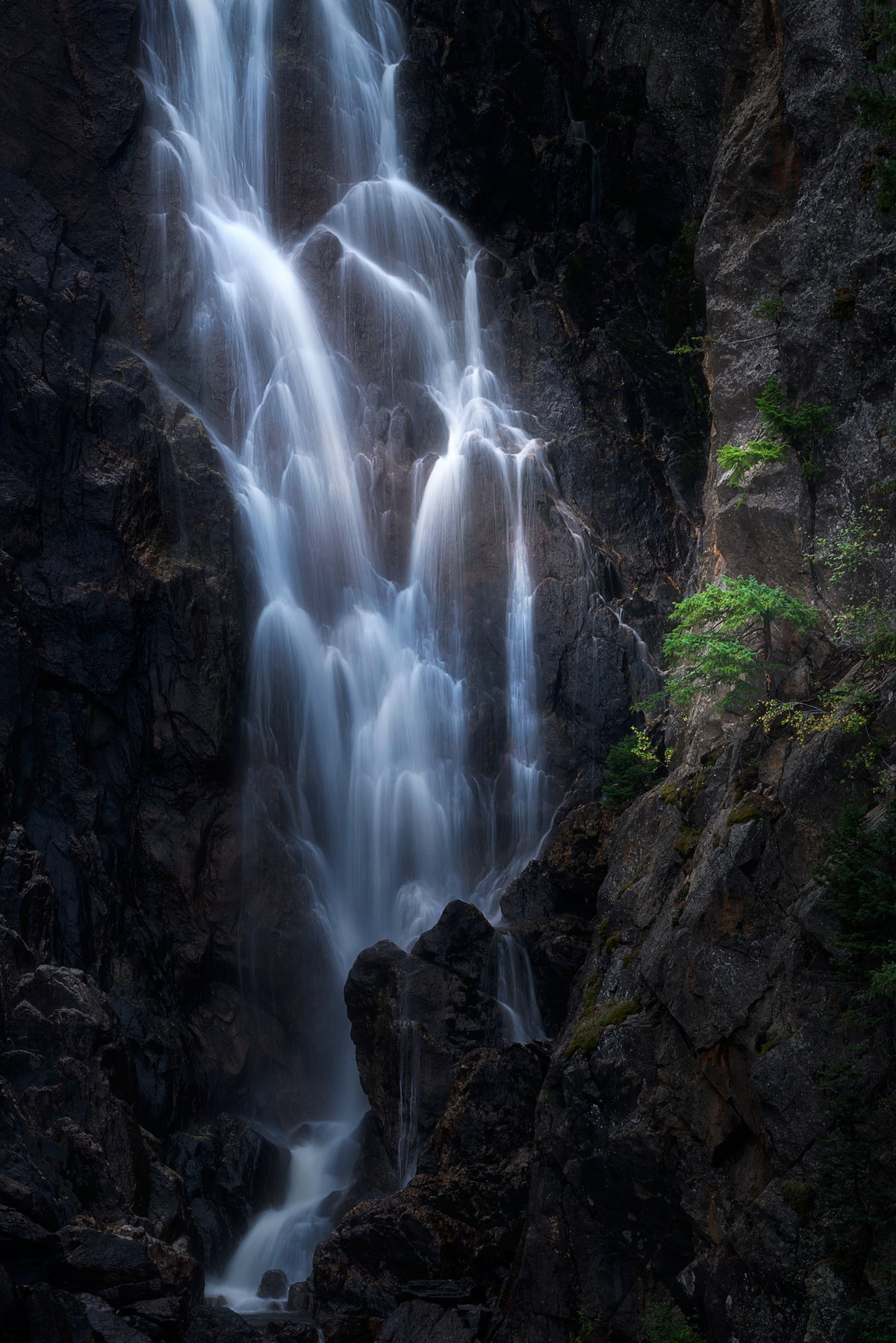canvas-print-in-the-valley
