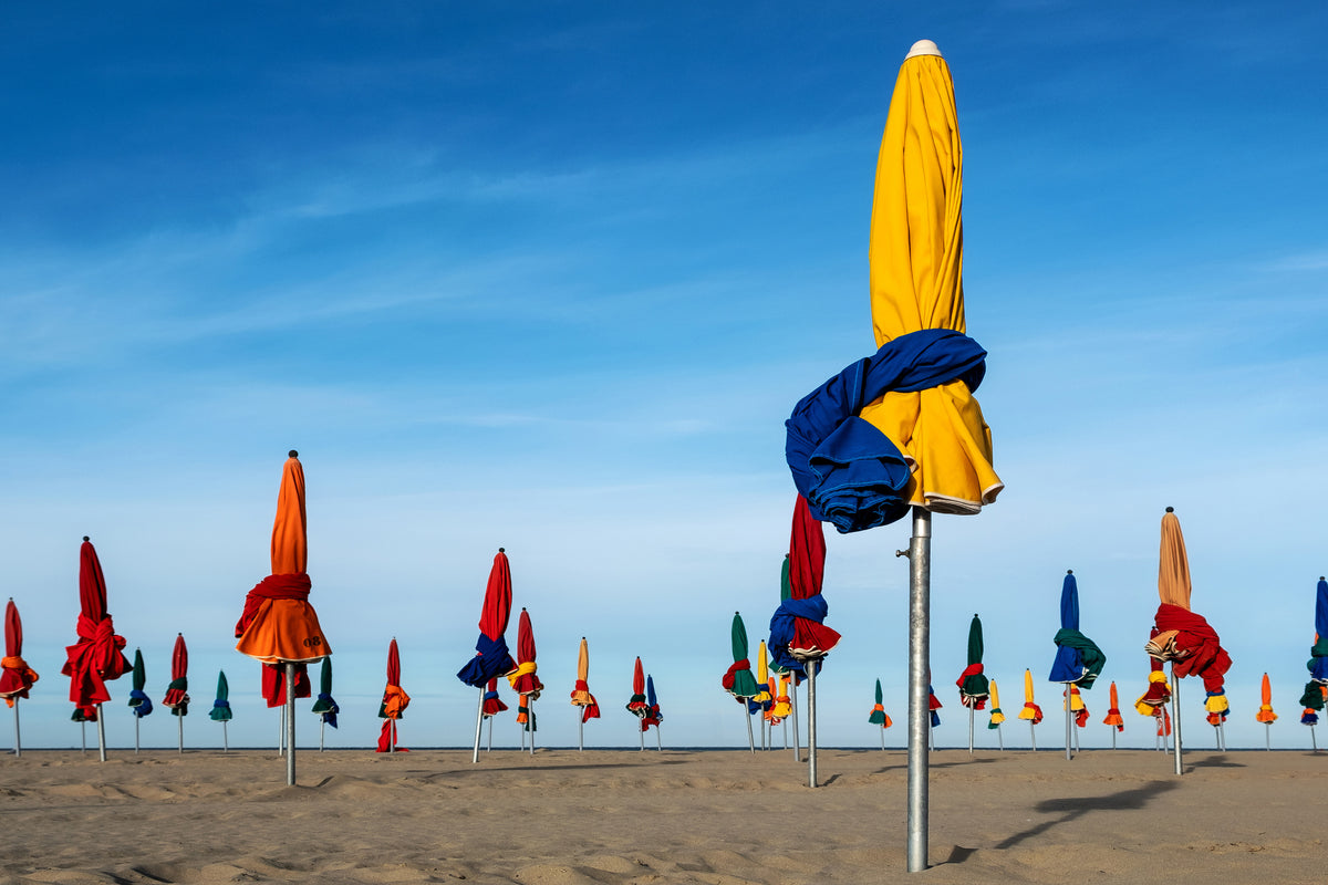 framedposter-print-les-parapluies-de-deauville-x