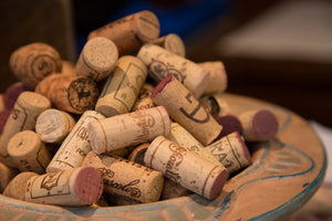 3-piece-canvas-print-wine-corks-xl