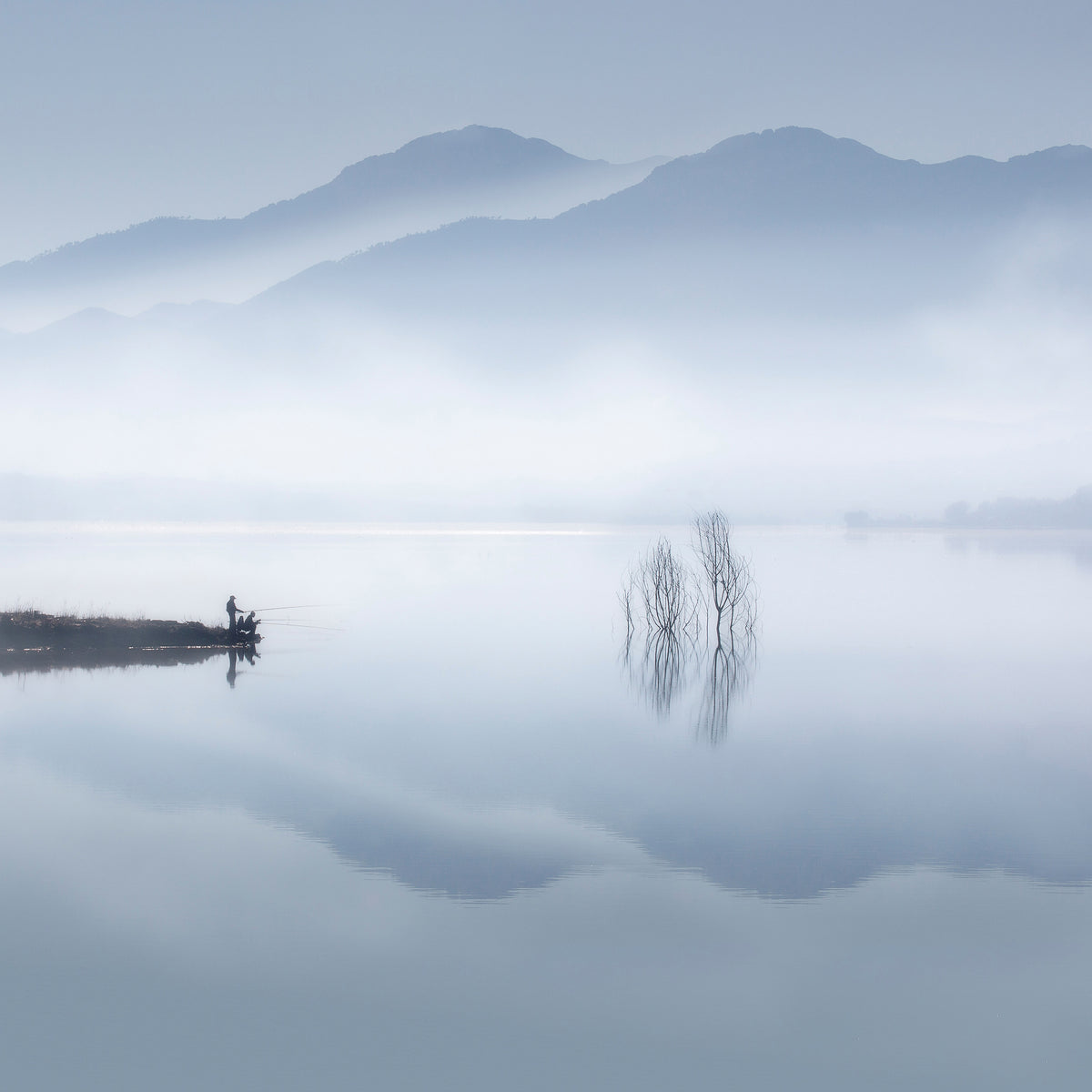 canvas-print-blue-silence-x