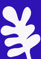 canvas-print-leaf-on-blue-canvas