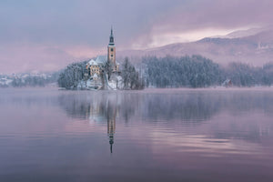 framedcanvas-print-frozen-fairytale