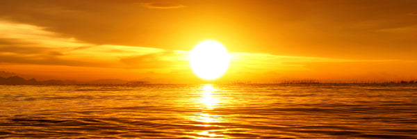 panoramic-acrylic-print-glowing-sunset-on-the-water-panorama