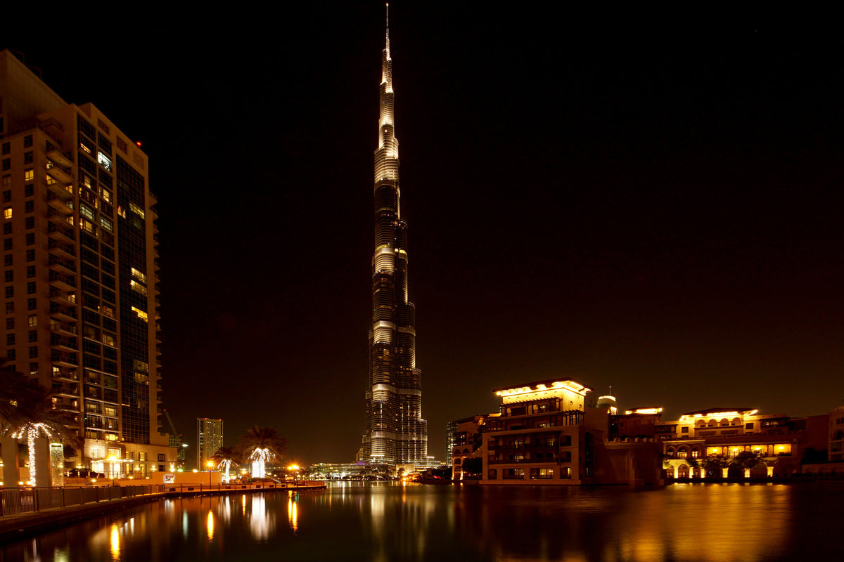 acrylic-print-at-night-in-dubai