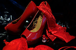 canvas-print-red-high-heels