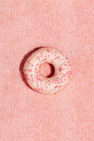 canvas-print-pink-doughnut