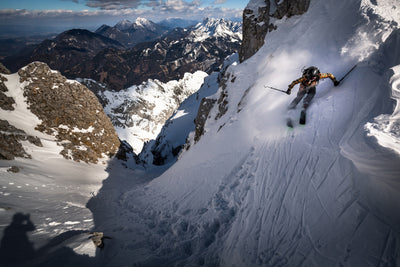 poster-print-drop-into-couloir-x